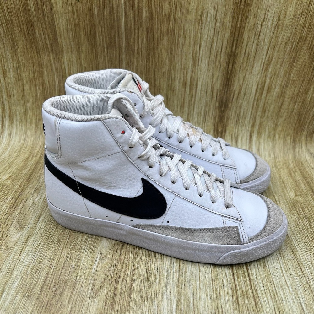 Nike Blazer Mid 77 Sneakers Women's Size 7 White Black High Leather DA4086-100